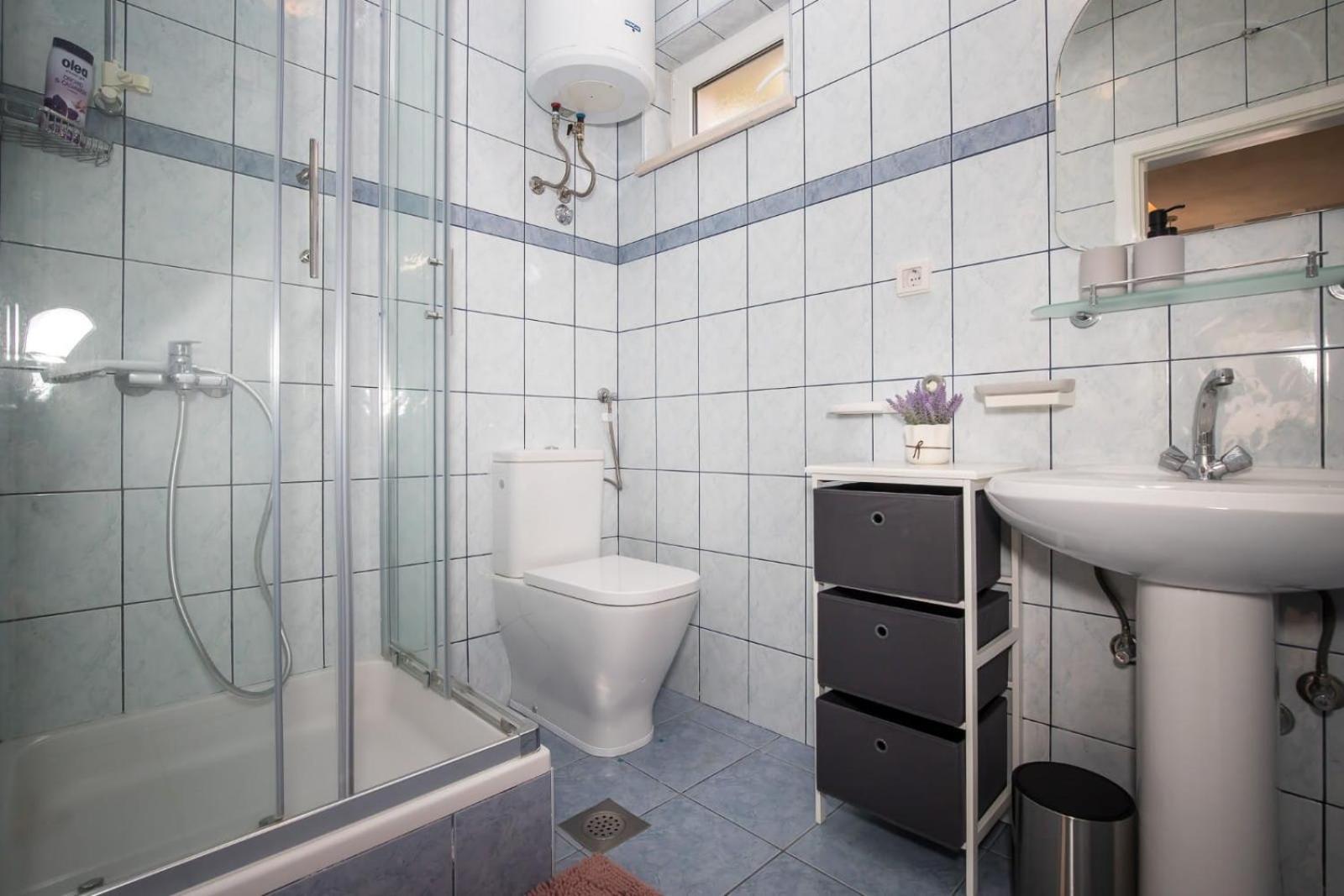 Apartmani Filipic Bol Szoba fotó